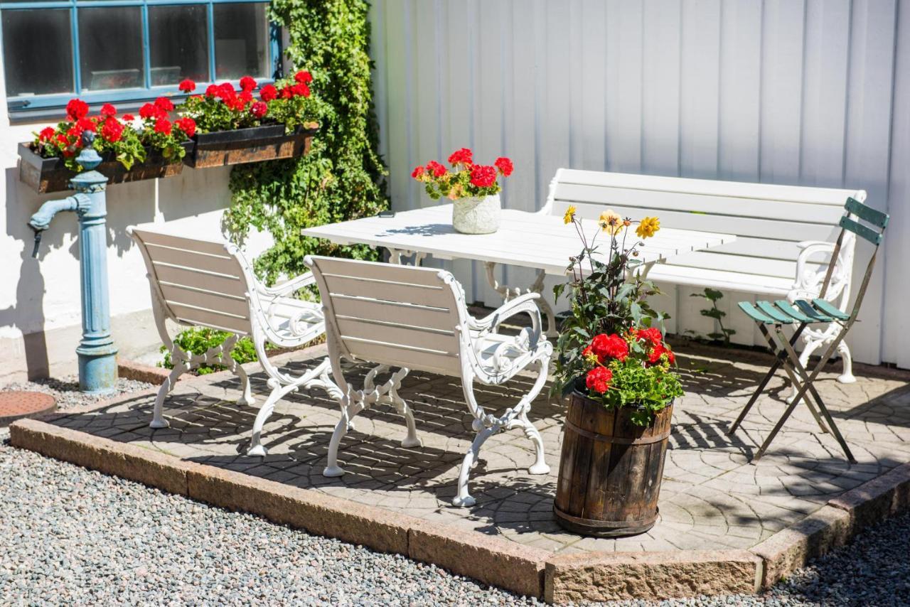 Johannas Guesthouse Soderkoping Exterior photo