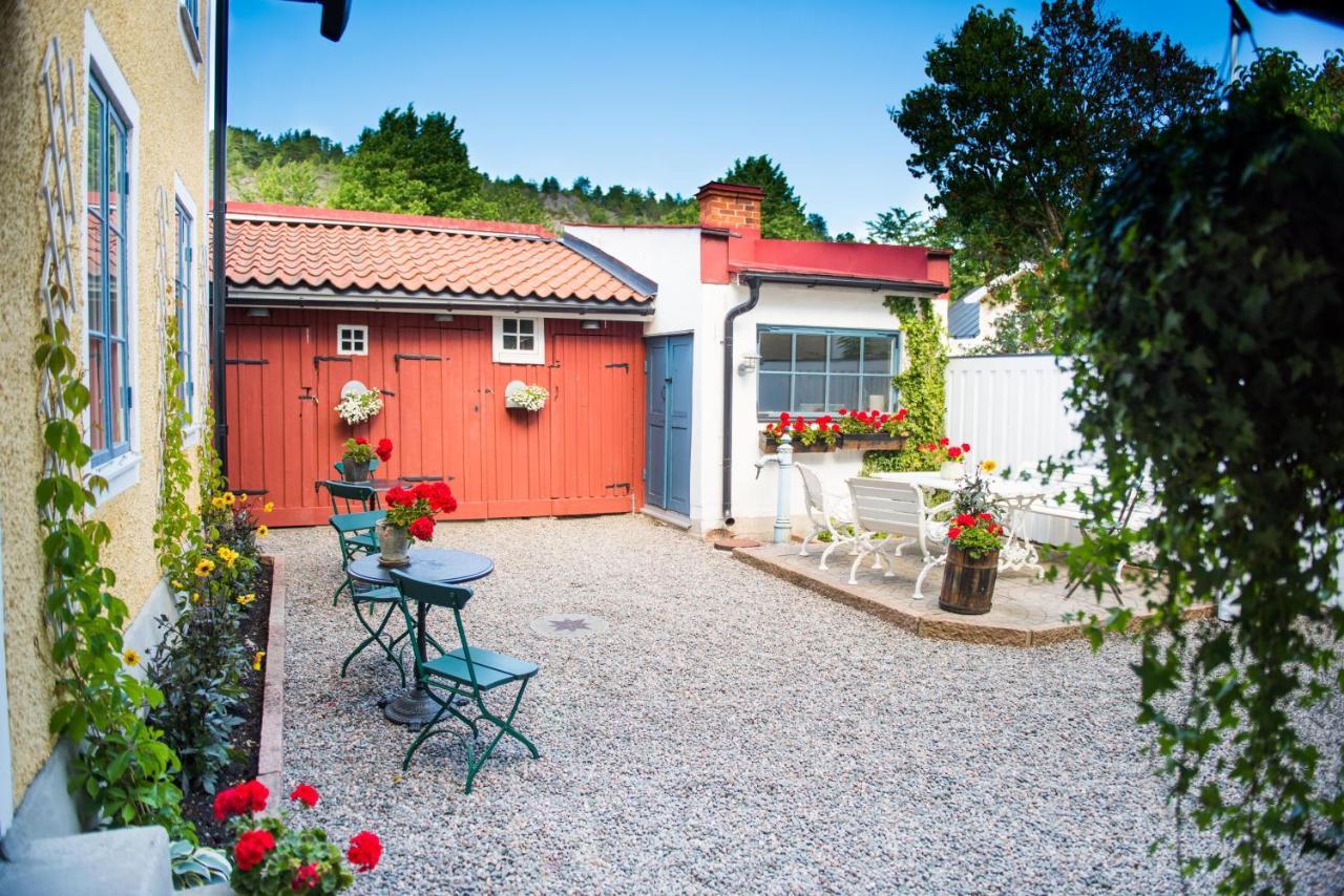 Johannas Guesthouse Soderkoping Exterior photo